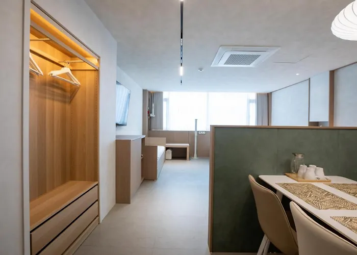 Hotel Comochez Myeongdong Seul