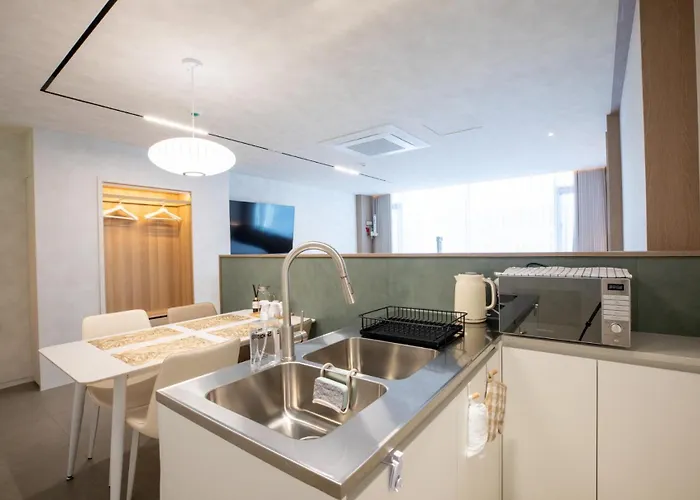 Hotel Comochez Myeongdong Seul